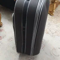 چمدان|کیف، کفش، کمربند|اندیشه, اندیشه فاز ۲|دیوار