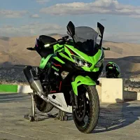 کاوازاکی نینجا ۲۵۰ جفت سیلندر