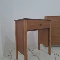 میزآرایش و پاتختی