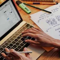 استخدام نیروی جوان و باانگیزه CRM امور مشتریان
