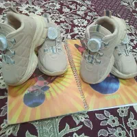 کفش بچگانه اسپرت