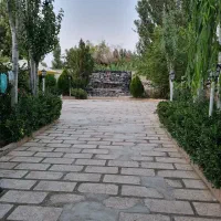 باغچه ۴۸۰ متری با بنا سهیلیه سنقرآباد دهکده ورزشی