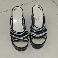 صندل لژ دار زنانه