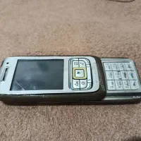 گوشی نوکیا نوع دیپلمات