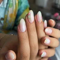خدمات ناخن تجریش با تخفیف ویژه