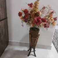 گل و گلدان