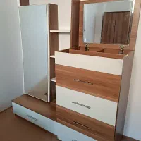 کمد و درآور و میز آرایشی