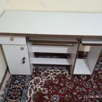 میز کامیپوتر شیک و در حد نو