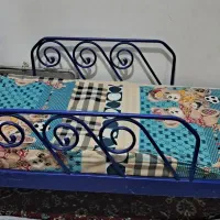 تخت و خواب