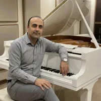 تدریس خصوصی پیانو ،تمبک ،کلارینت .