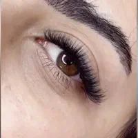 کاشت و اکستنشن مژه
