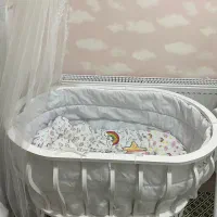 تخت کنارمادر