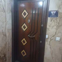 ۶۱ متر سند اداری بر پیروزی