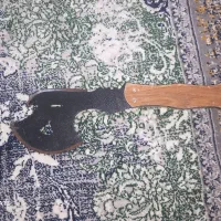 تبر تیز و سنگین