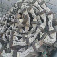 پله چوبی طنابدار