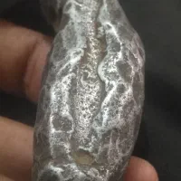 سنگ طبیعی راف مشکوک فلزی