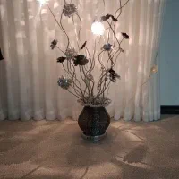 آباژور ایستاده