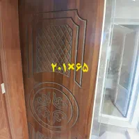 درب با چهارچوب وقفل
