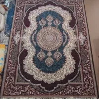 فرش 12متری در حد نو بسیار کم کارکرد و تمیز