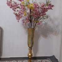 گل وگلدان