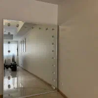 اینه قدی بزرگ چراغ دار ریموت دار