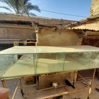 ویترین  شیشه ای