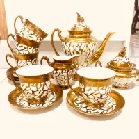 سرویس چای خوری با قوری و قندان