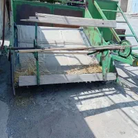 دروگر پشت تراکتور