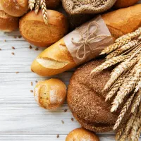 فروشنده و صندوقدار خانم