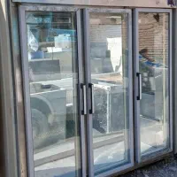 فروش یخچال مغازه ای و یک فریزر مغازه ای سالم تمیز