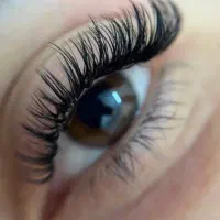 اکستنشن مژه فرصت طلایی برای هشت نفر اول که رزو کنن