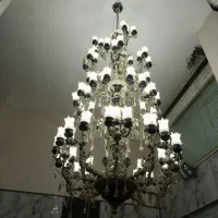 لوستر برنجی ۲۸ شاخه ۸۴ شعله فرشته