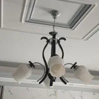 لوستر چهار شاخ با بدنه چوبی