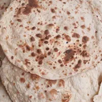 نیازمند نیروی کار خانم