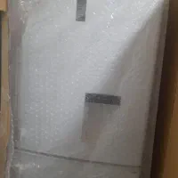 یخچال نو داخل کارتون