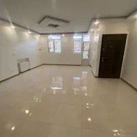 آپارتمان-115متری-3خواب-شمال-فلکه-اول