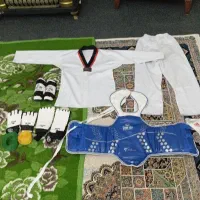 لباس تکواندو  و لباس مبارزه