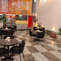مبل صندلی رستورانی فستفود طباخی رستوران کد046