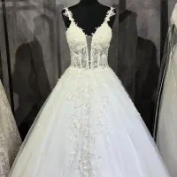 مزون لباس عروس