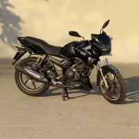 آپاچی ۱۸۰ مشکی
