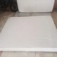 تخت به همراه تشک