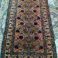 فرش دستباف قدیمی سالم و خوش‌رنگ