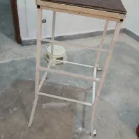 چهار پایه اهنی