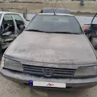 پژو 2000