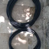 دو عدد سیم سیار۳در۱،۵ و۲در۱،۵
