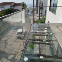 نرده شیشه.سقف و کف شیشه