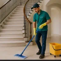 استخدام  چند نظافتچی  ساده  آقا  و  خانم