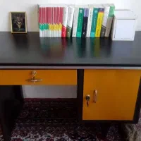میز تحریرفلزی محکم با ورق ضدزنگ گالوانیزه با صندلی