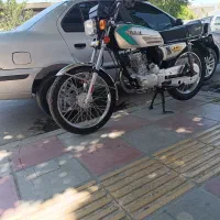موتورسیکلت نامی ۲۰۰