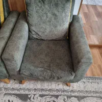 مبل هفت نفره و میز غذا خوری ۸ نفره